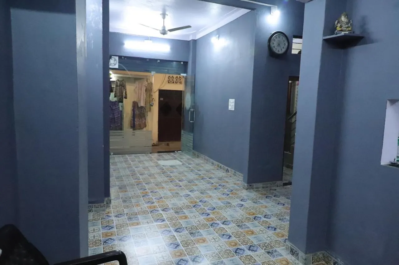 Hotel Jheel Kinara Lake View Hotel Udaipur 2*,  India