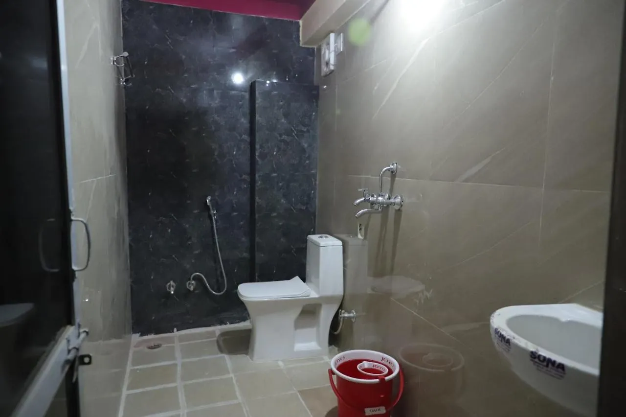Hotel Jheel Kinara Lake View Hotel Udaipur